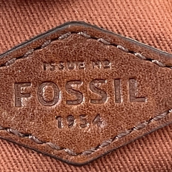 FOSSIL Brown Cowhide Leather Turn Lock Croc Embossed Crossbody Bag vintage bag - Picture 12 of 14